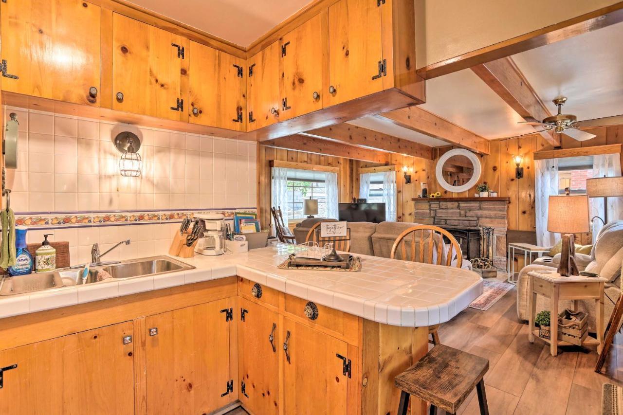 Wrightwood Cabin With Cozy Interior! Eksteriør bilde